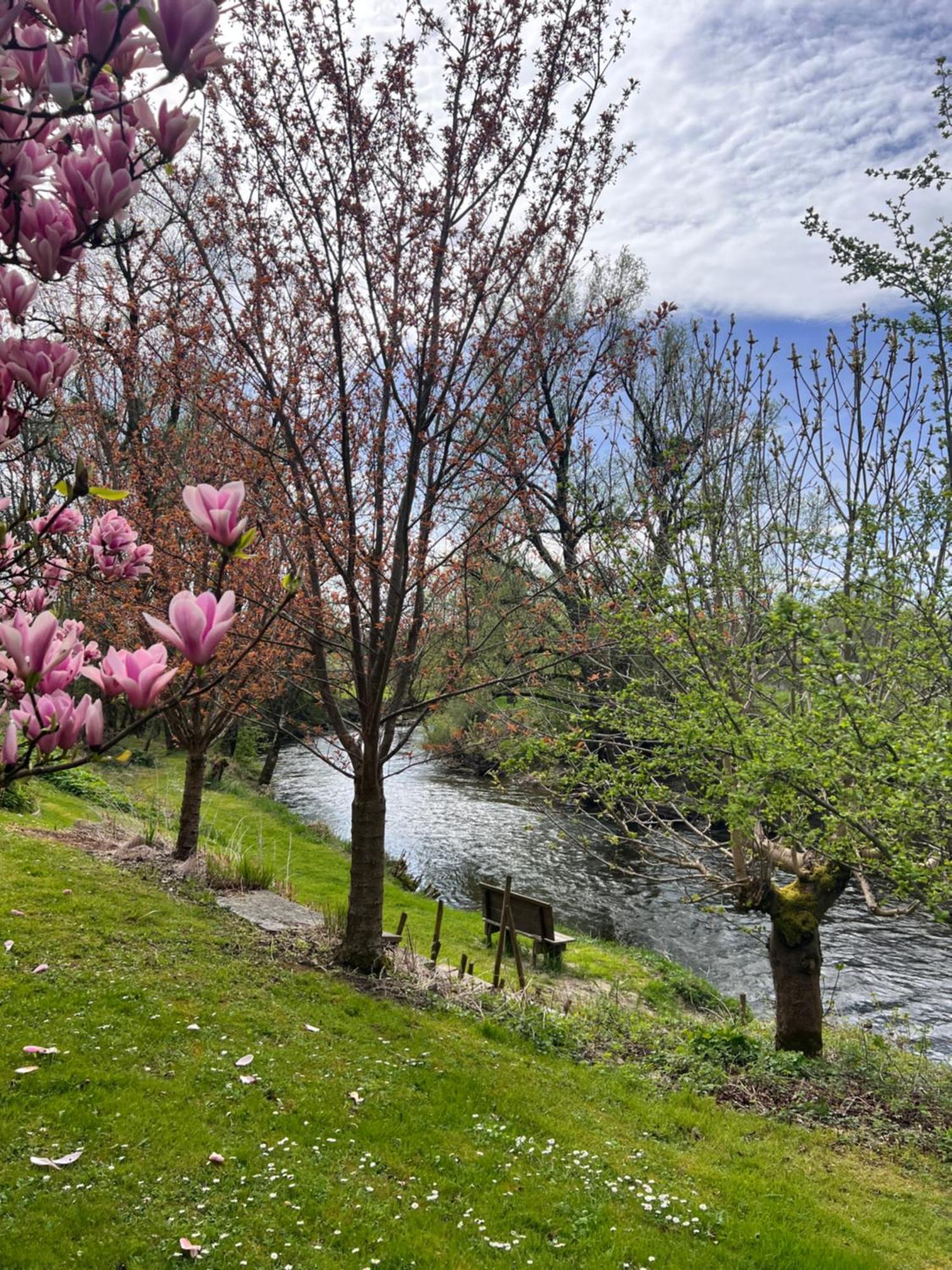 Am Flussgarten Eriskirch Luaran gambar